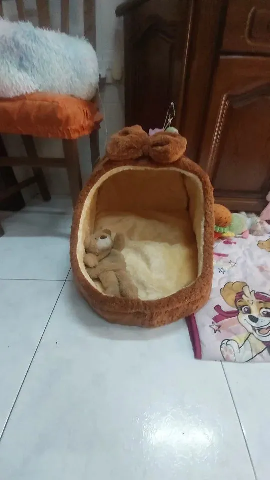 Cozy Pet Bed for Small to Medium Dogs and Cats