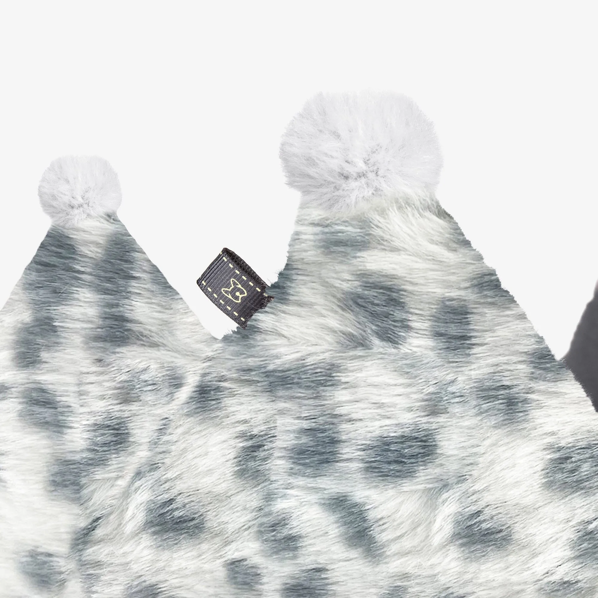 Crown Dog & Cat Fun Bed Cloud Prive Collection - Snow Leopard