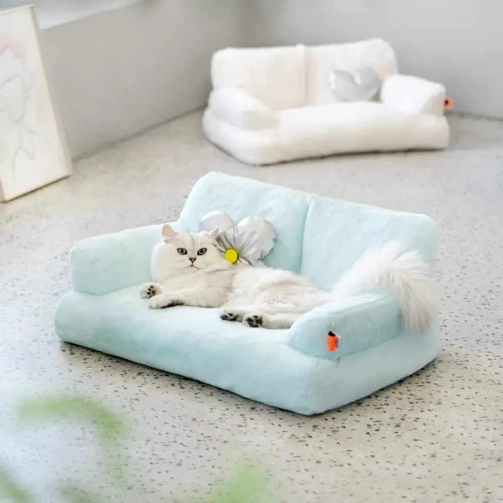 Pat and Pet Emporium | Pet Beds | Plush Medium Pet Sofa Bed